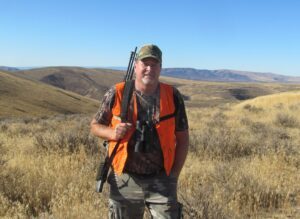 Jay Kehne hunting mule deer Douglas County scaled 1