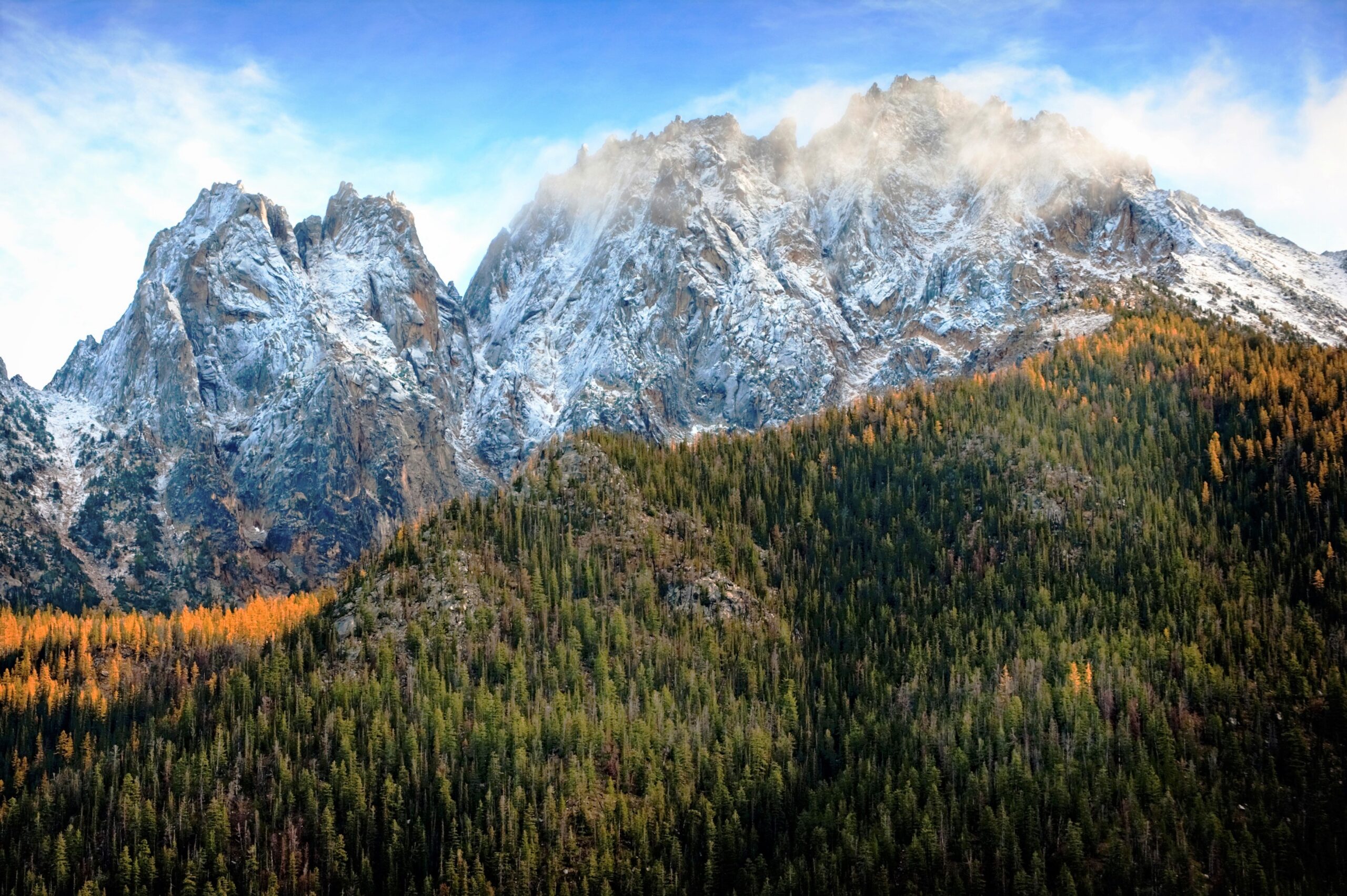 Rainy Pass North Cascades Washington. Photo Lowestock iStockphoto scaled